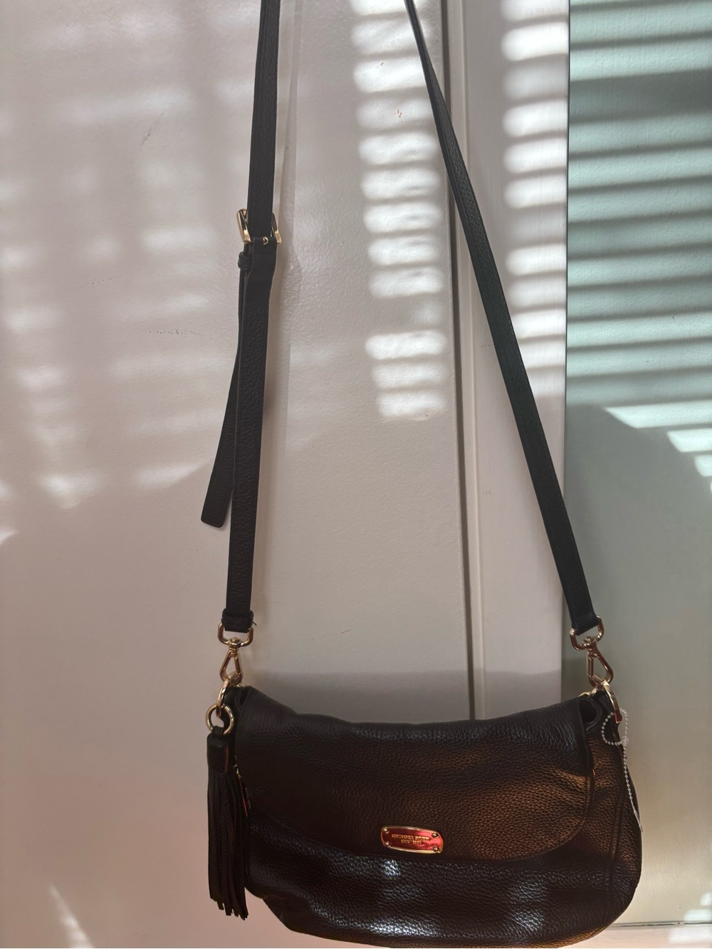 Michael Kors Black Pebbled Leather Tote with Gold Logo Plate - Picture 2 of 13
